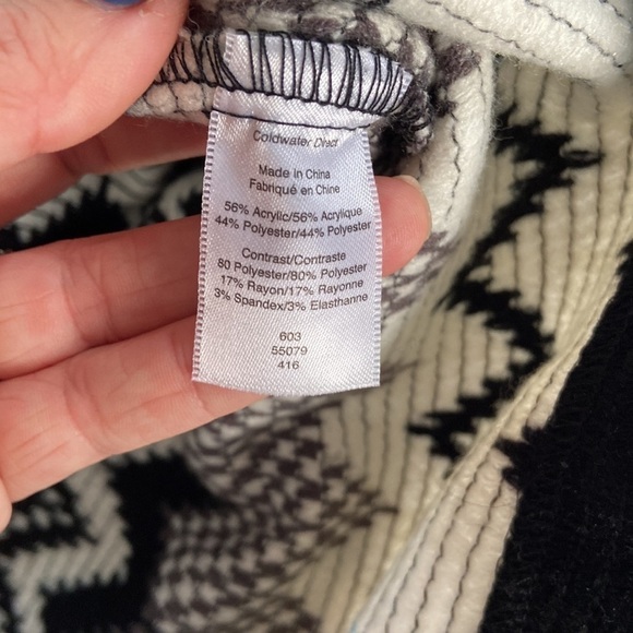 Coldwater Creek black and white chevron sweater/jacket with toggle close - Picture 5 of 6